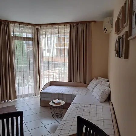 лагуна Aйланд * 索佐波尔